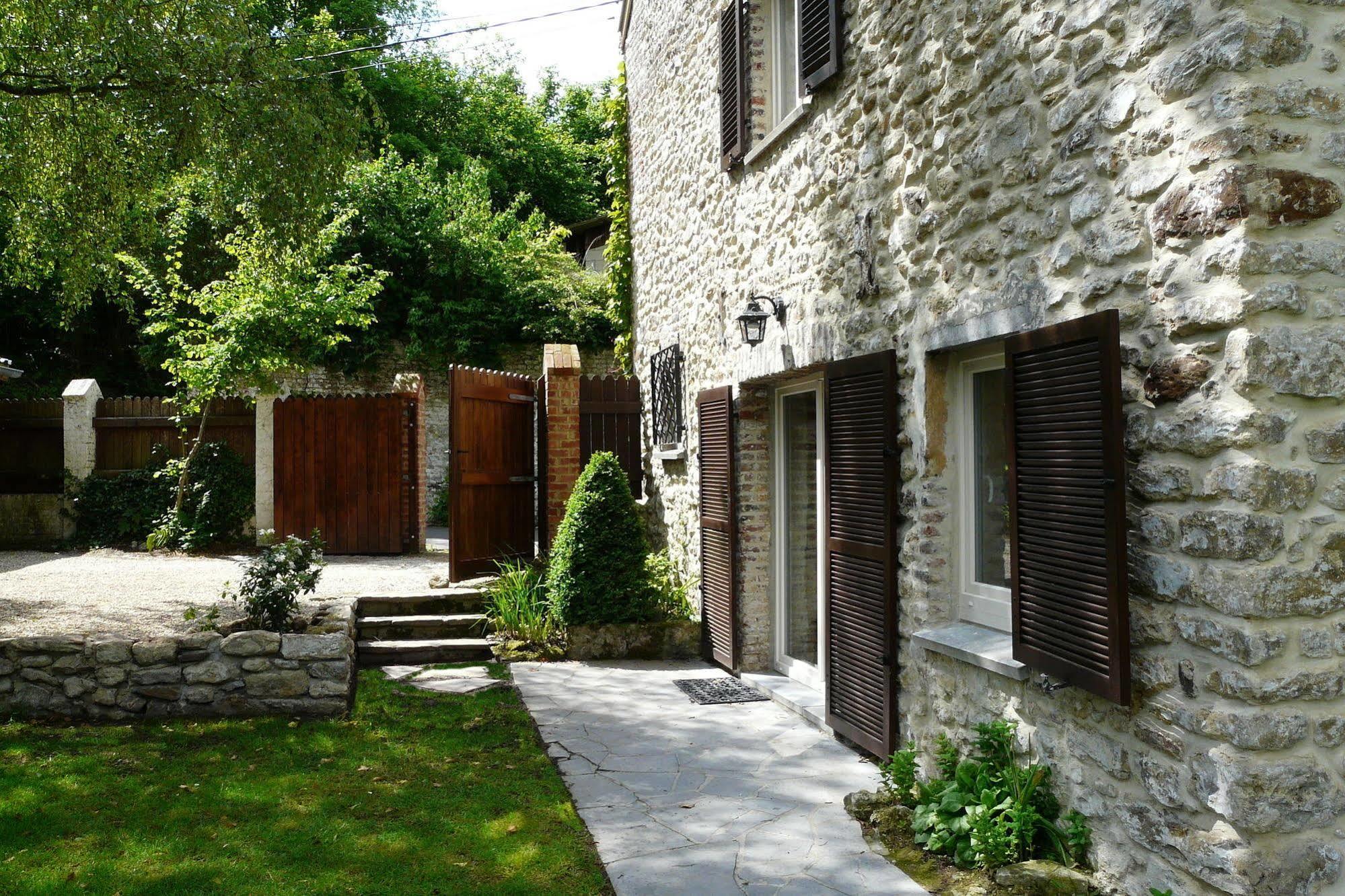 Couette-café Le Valangré 3*